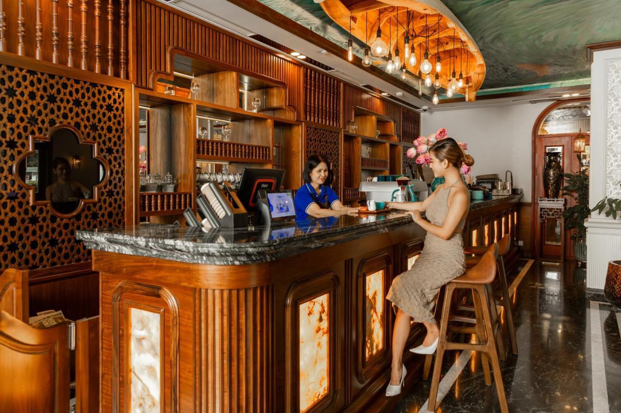 Grand Fleuve Boutique Hotel Ha Long Exterior photo
