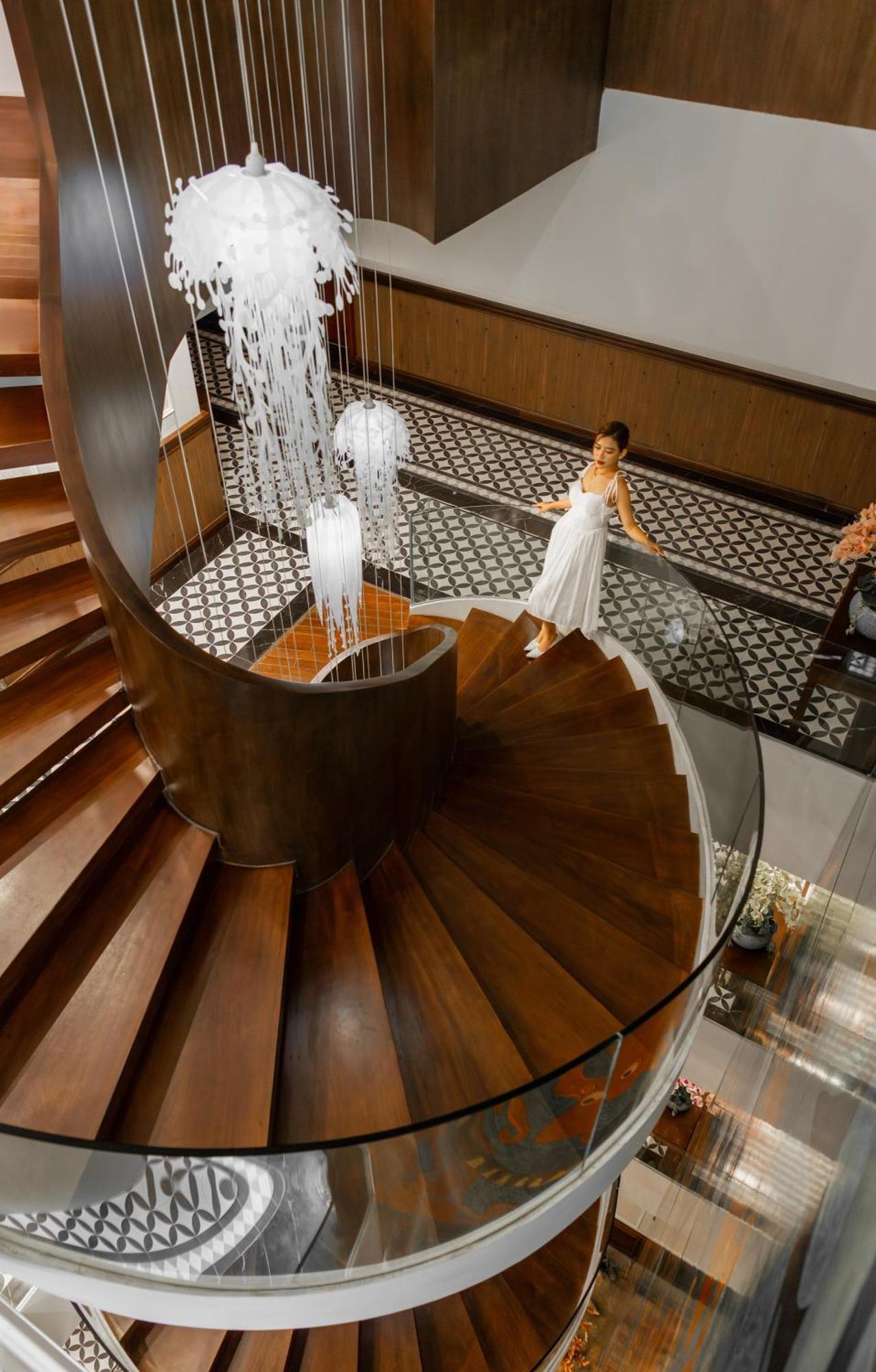 Grand Fleuve Boutique Hotel Ha Long Exterior photo